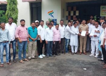 पोलीस निरीक्षक बकाले यांच्यावर गुन्हा दाखल करा;  संभाजी ब्रिगेड मराठा समाज तीव्र संताप