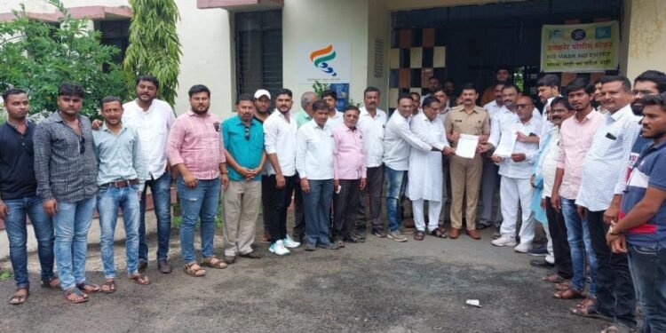 पोलीस निरीक्षक बकाले यांच्यावर गुन्हा दाखल करा; संभाजी ब्रिगेड मराठा समाज तीव्र संताप