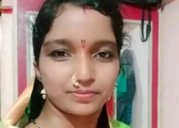 बापरे..! मटणाची भाजी खाल्ली कुत्र्याने, आणि जीव गेला मुलीचा! बातमी वाचून तुम्हाला बसेल धक्का…