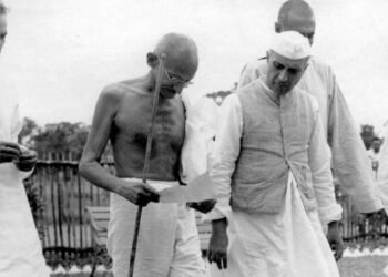 जळगाव…! महात्मा गांधीजींची ती सायकल आता गांधीतीर्थमध्ये!