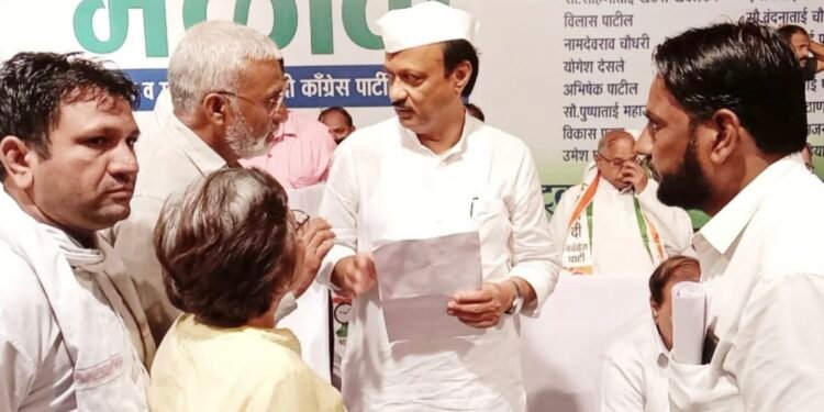 तोंडापूर पिडीते साठी विरोधी पक्ष नेता अजित दादा कड़े गुहार; पोलिस अधीक्षकांशी बोलतो- अजित दादा