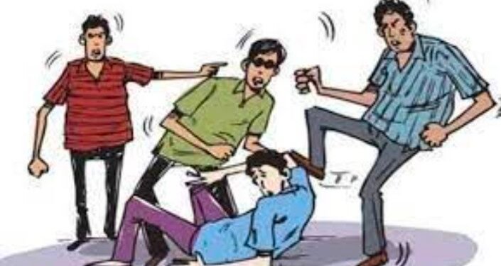 अमळनेर…! सह्या करण्याच्या वादातून शाळेत मातला राडा ; ५ जणांविरुद्ध गुन्हा दाखल