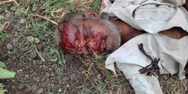 धावत्या रेल्वेच्या धडकेने अनोळखी व्यक्तीच्या मृत्यू..