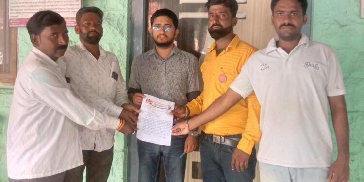 अमळनेर..! मनसेचे तहसीलदार यांना निविदेन