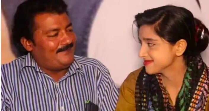 बाप रे…! ५२ वर्षीय शिक्षकाच्या प्रेमात पडली २० वर्षीय विद्यार्थिनी अन् झालं असं काही…