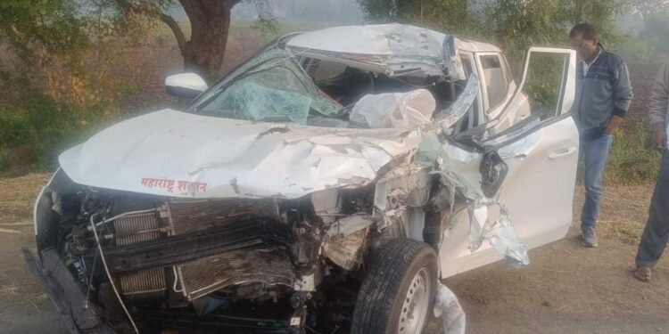 भीषण अपघातात यावल- अमळनेरचे बीडिओ यांचा जागीच मृत्यू