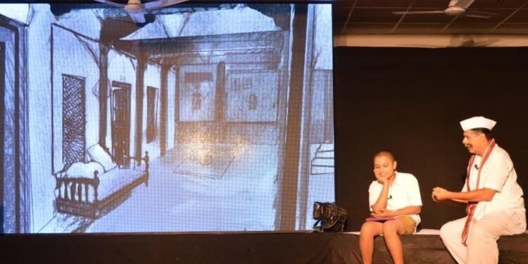 नरहर कुरुंदकरांवरील नाटकाचा जळगावला ३० नोव्हेंबर रोजी प्रयोग