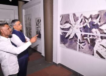 कलेच्या दृष्टीने पिसुर्वो यांची मॉर्डन आर्ट वेगळेपण सिध्द करणारं – अशोक जैन