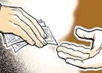 ब्रेकींग! धरणगाव अडीच हजारांची लाचा घेतांना ग्रामसेवक रंगेहाथ!