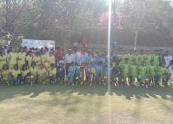 पहिल्या आंतर शालेय जैन चॅलेंज लिग  फुटबॉल स्पर्धेत १४ वर्षाखालील मुलां मध्ये सेंट अलायसिस कॉन्व्हेंट स्कूल भुसावल तर १७ वर्षा खालील मुलांमध्ये डी.एल.हिंदी हायस्कूल भुसावल व मुलींमध्ये पोद्दार इंटरनॅशनल स्कूल जळगाव विजय