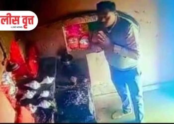 देवाची माफी मागत मंदिरातच केली चोरी !