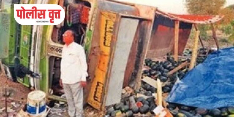 ट्रक पलटला एक ठार तर सहा गंभीर जखमी !