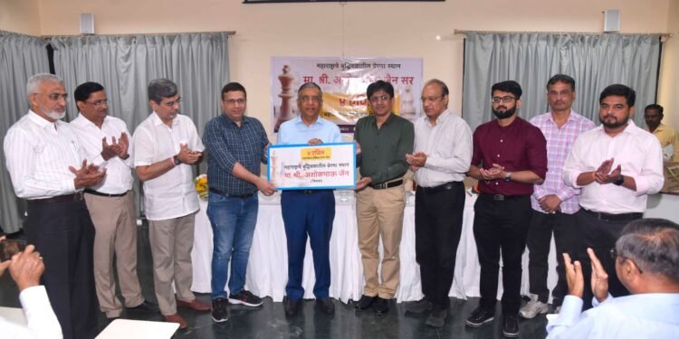 ‘महाराष्ट्र बुद्धिबळाचे प्रेरणादायी व्यक्तिमत्व’ पुरस्काराने जैन इरिगेशनचे अध्यक्ष श्री. अशोक जैन यांचा सन्मानग्रॅड मास्टर अभिजीत कुंटे यांच्या उपस्थितीत महाराष्ट्र बुद्धिबळ प्रेरणा दिन उत्साहात साजरा