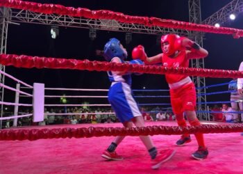 जिल्हास्तरीय बॉक्सिंग चॅम्पियन स्पर्धेत रोझलँण्ड इंग्लिश मिडियम    व रोझलँण्ड प्राथमिक विद्या मंदिर च्या  विद्यार्थिंनीना सुवर्ण पदक प्राप्त