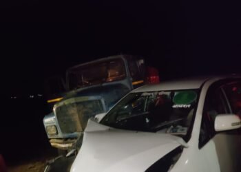 Breking: वाळूच्या डंपरची आमदार लता सोनवणे यांच्या गाडीला धडक..!