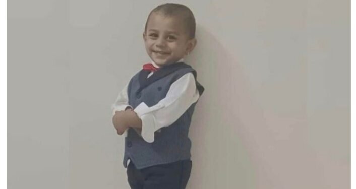 धक्कादायक! घरगुती पीठ गिरणीच्या बेल्टमध्ये अडकल्याने ३ वर्षीय बालकाचा मृत्यू