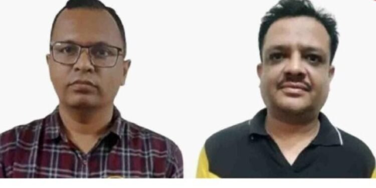 ब्रेकिंग! तडजोडी साठी ३ लाखांची लाच; पोलीस निरीक्षकासह दोन जणांवर एसीबीची कारवाई