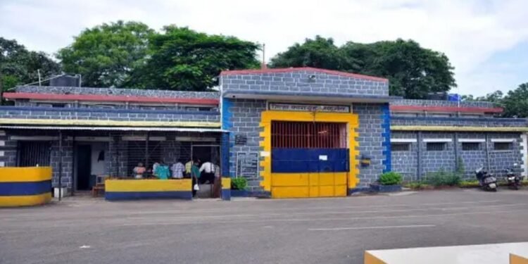 धक्कादायक!  जळगाव कारागृहात कैद्यावर अनैसर्गीक कृत्य…