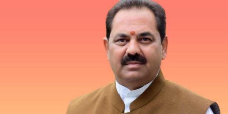 अमळनेरचे भूमिपुत्र आ. पाटील झाले मंत्री..