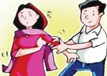 पारोळा…तरुणीचा पकडला हात, लव्हशिप कर अन्यथा जीवे मारेन; पोलिसात गुन्हा दाखल