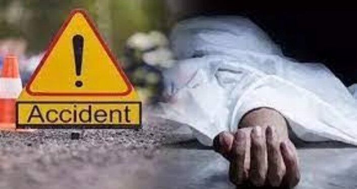 अमळनेर..! बस स्थानक जवळ रिक्षा पलटी, महिलेचा मृत्यू ; गुन्हा दाखल –