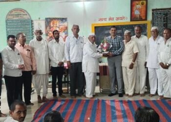 गुन्हेगारांचा कर्दनकाळ ठरलेल्या दबंग अधिकाऱ्याच्या मायभूमीत सन्मान