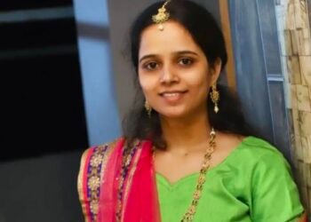 धक्कादायक: लग्नाच्याच दिवशी तरुणीनं संपवलं आयुष्य