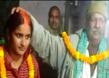 आश्चर्याचा धक्का! ७० वर्षांच्या सासऱ्याने २८ वर्षांच्या सुनेशी केलं लग्न….