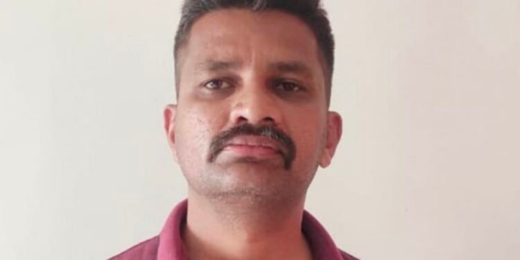 अमळनेर येथील लाचखोर पोलीस कर्मचारी अखेर निलंबित !