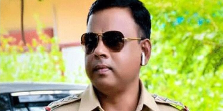 ब्रेकींग! जळगावचे निलंबीत पोलीस निरीक्षक किरणकुमार बकाले अखेर अटक…