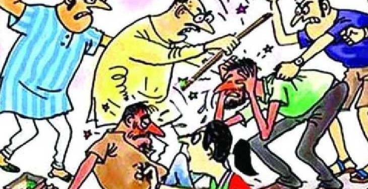 प्रजासत्ताकदिनी ग्रामसभेतच हाणामारी, १९ जणांविरुध्द गुन्हा दाखल