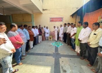 धरणगावात आदिनाथ डिगंबर जैन मंदिर ट्रस्टतर्फे मोफत शिबीर शुभारंभ