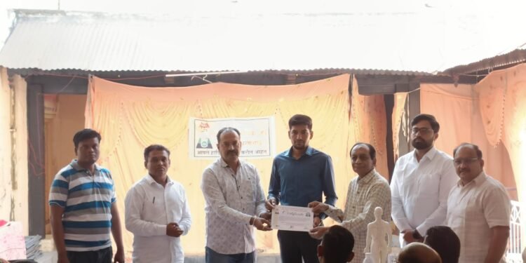 धरणगावात”एक्युप्रेशर,सुजोक,वायब्रेशन,नेचरल थेरेपी चिकित्सा शिबिराचा समारोप”