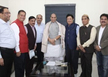 CAA : सिंधी समाजाने मानले केंद्र सरकारचे आभार …माजी आ.गुरुमुख जगवानी यांनी २०१४, २०१६ मध्ये घेतली होती राजनाथ सिंग यांची भेट