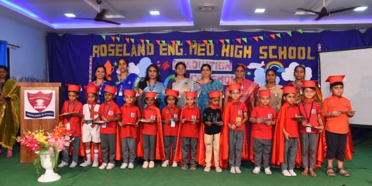 रोजलॅण्ड इंग्लिश मिडियम हायस्कूल जळगाव दीक्षान्त सोहळा उत्साहात