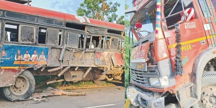 Dhule news! एसटी-आयशर अपघात; २५ जण जखमी, ४ गंभीर