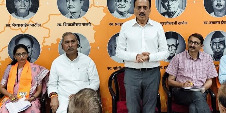 जळगाव शहरातून आ.राजु मामा एक लाखाच्या मताधिक्याने विजयी होणार.