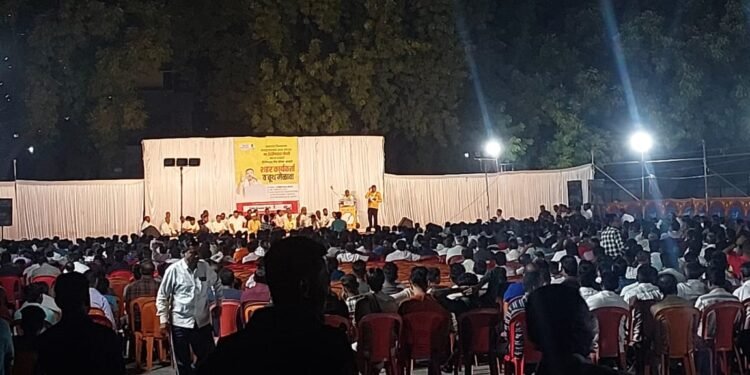 अमळनेर विधानसभा मतदारसंघाचे अपक्ष उमेदवार शिरीषदादा चौधरी यांचा शहर बूथ कार्यकर्ता मेळावा मोठ्या उत्साहात साजरा.