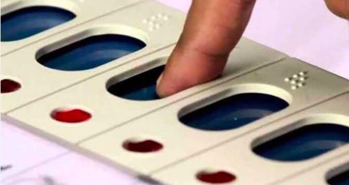 ईव्हीएमचा घोळ? 95 मतदारसंघांतील आकडेवारीवर संशय, जबाबदार कोण