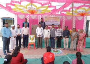 पाचोरा महाविद्यालयाच्या ‘विशेष हिवाळी श्रमसंस्कार शिबिरा’चे खडकदेवळा खुर्द येथे उत्साहात उद्घाटन