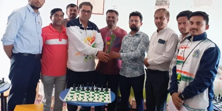 तालुकास्तरीय शासकीय कर्मचारी खेळांत बुद्धिबळ-कॅरम स्पर्धेमध्ये आरोग्य विभागाचे वर्चस्व.