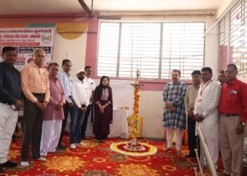 पत्रकारदिनी शेकडो गरजूंनी घेतला मोफत महाआरोग्य शिबिराचा लाभ