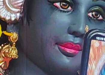 देवीच्या मूर्तीतून अश्रू! निम गावात चमत्कार…?
