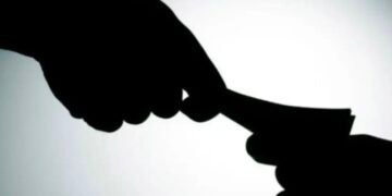 आरटीओ पासिंगसाठी लाच घेणारा एजंट जळगाव एसीबीच्या जाळ्यात