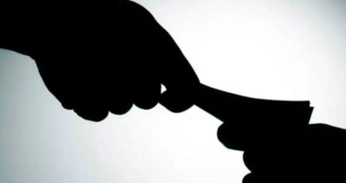 आरटीओ पासिंगसाठी लाच घेणारा एजंट जळगाव एसीबीच्या जाळ्यात